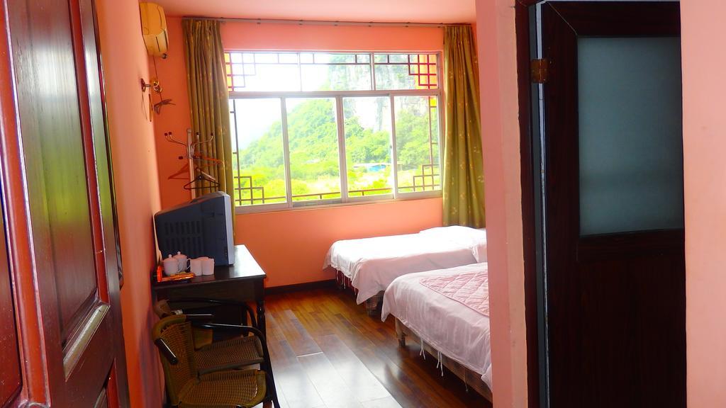 Yangshuo Moon Resort Hotel Rum bild