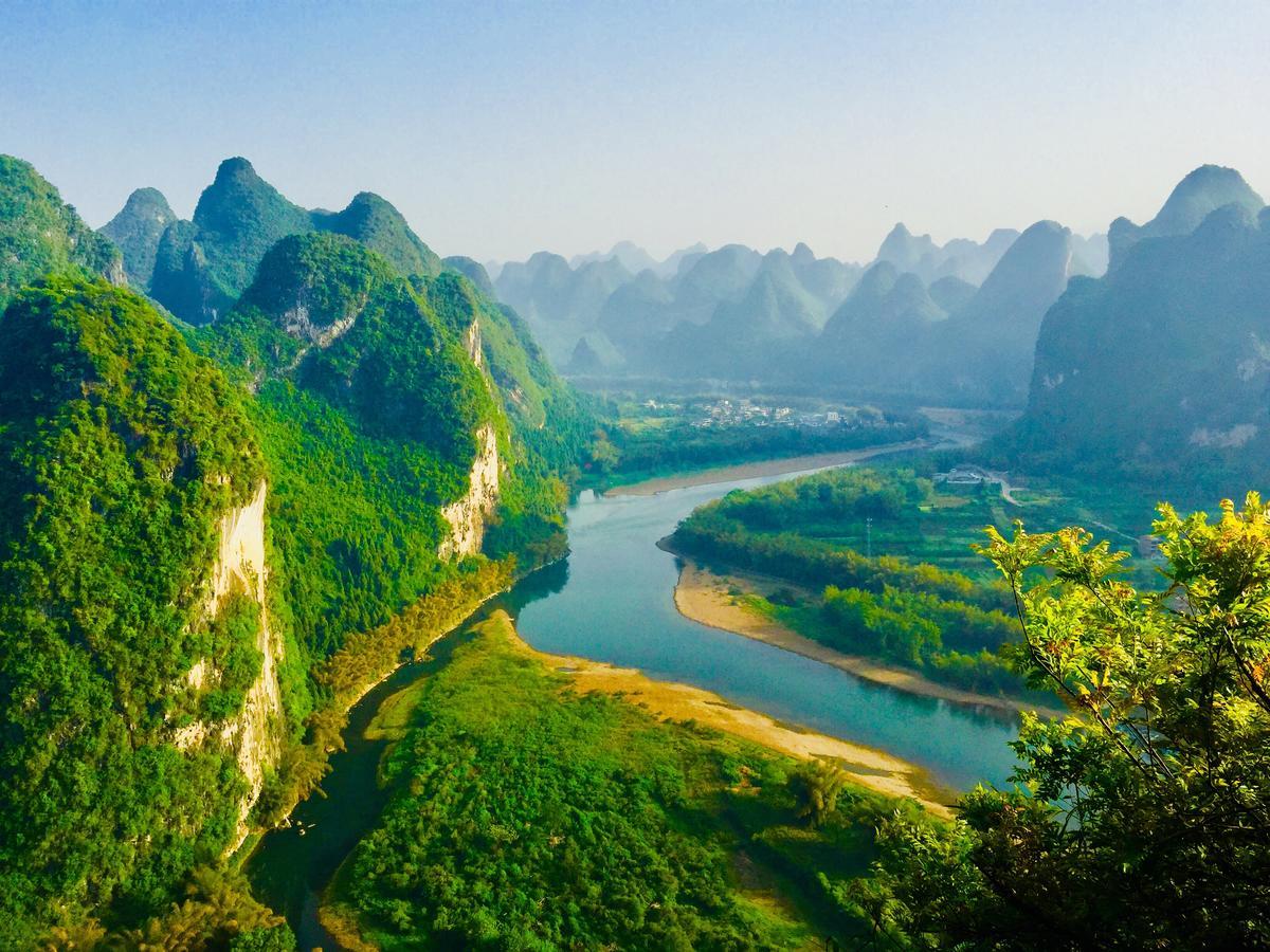 Yangshuo Moon Resort Hotel Exteriör bild