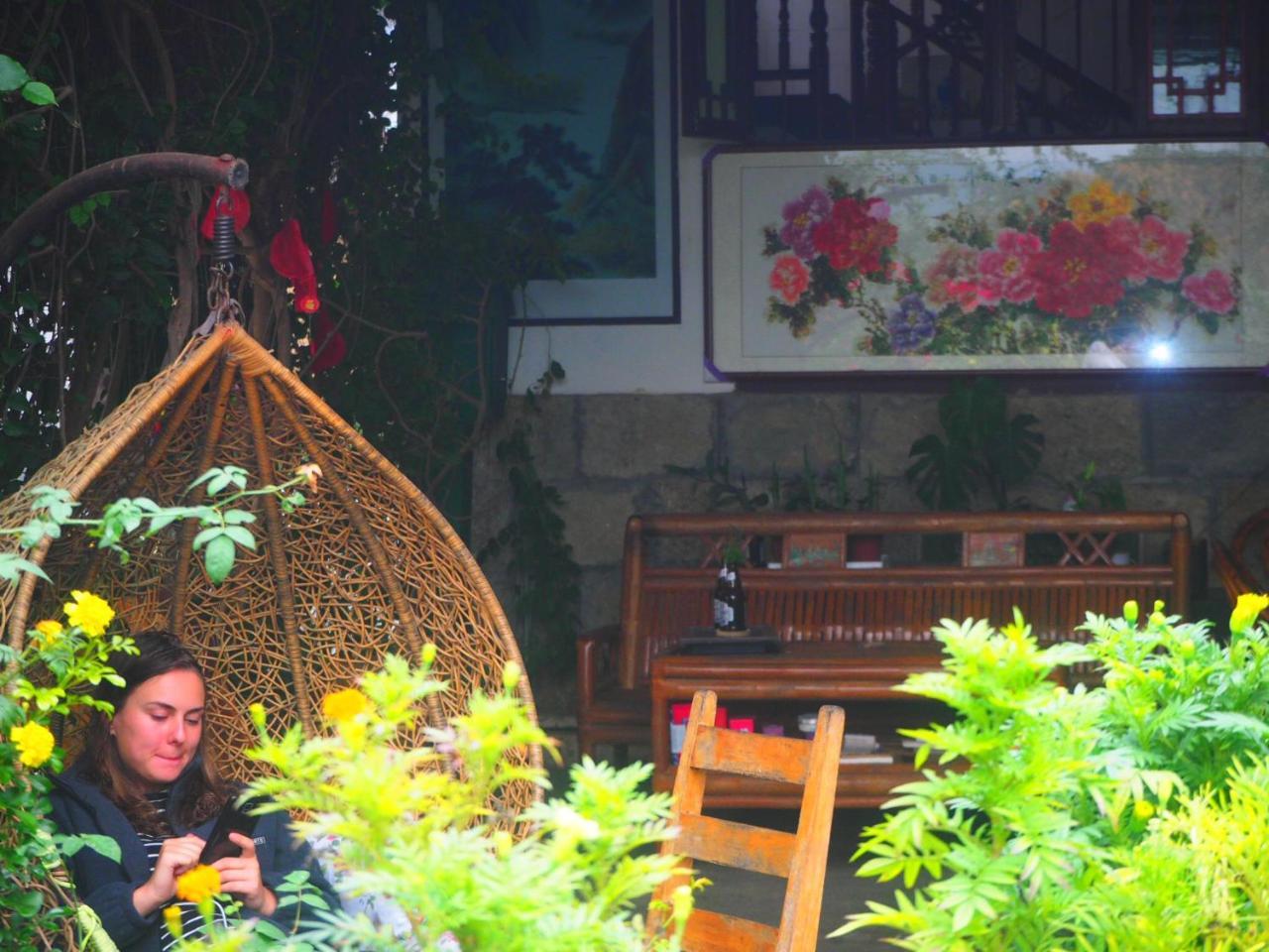 Yangshuo Moon Resort Hotel Exteriör bild