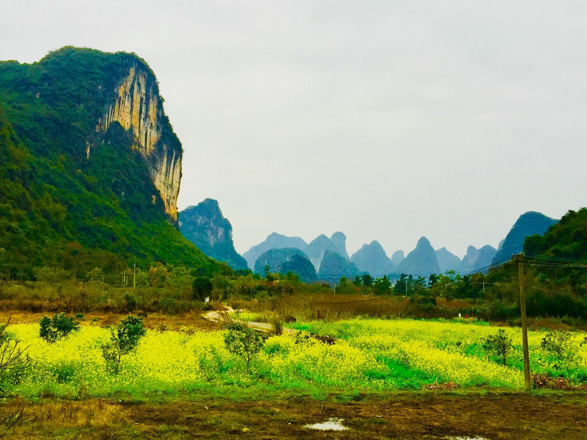 Yangshuo Moon Resort Hotel Guilin Exteriör bild