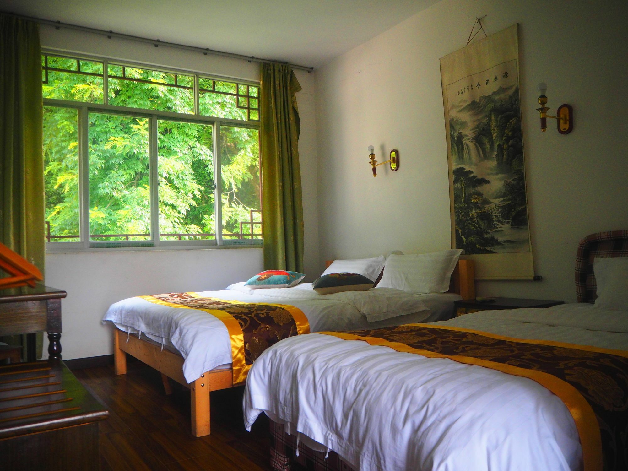 Yangshuo Moon Resort Hotel Exteriör bild