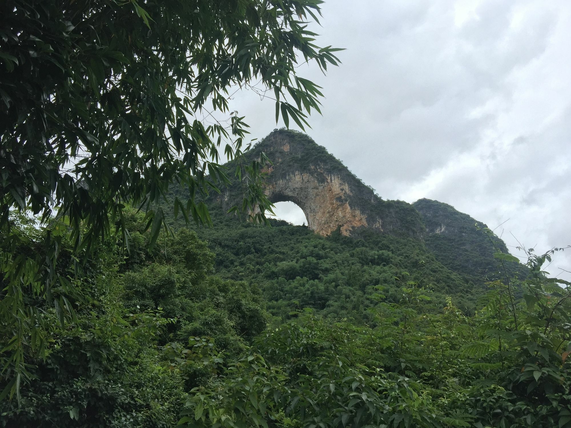 Yangshuo Moon Resort Hotel Exteriör bild